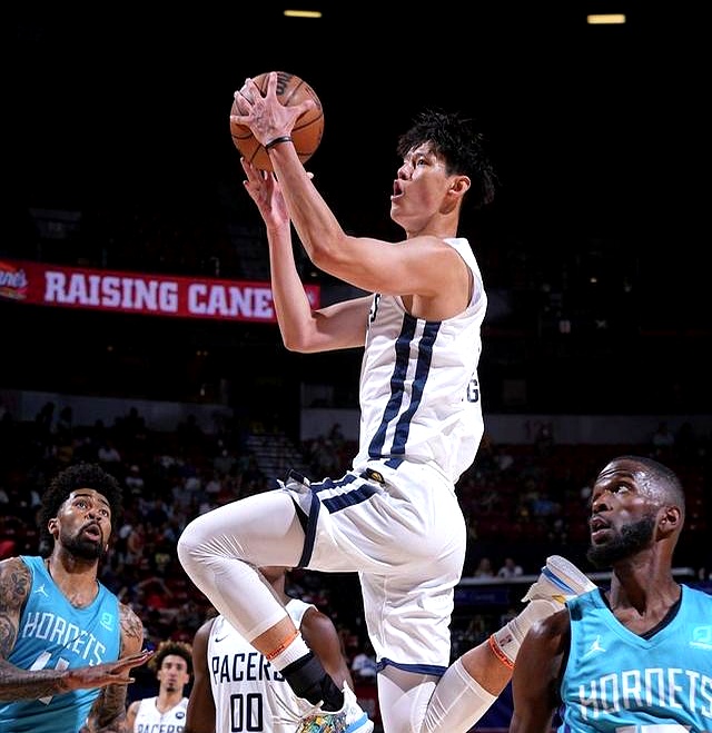 爱游戏-包含冲刺阶段全明星赛传出新动向；布鲁克林篮网伤情更新；管理层表态：管理层满意；资深球员宣示担当的词条