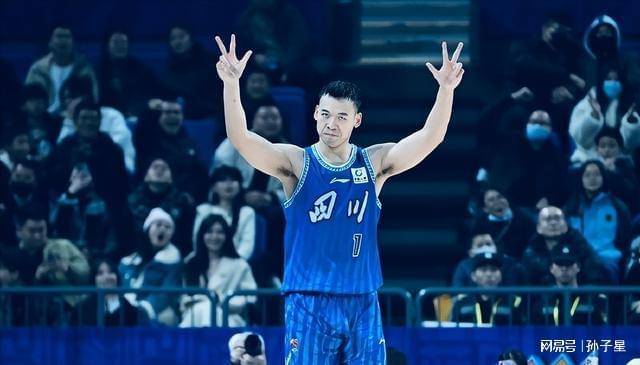 爱游戏app-转折点！广厦男篮调整名单；西甲转会期攻防权衡；媒体盛赞；年轻球员得到机会的简单介绍