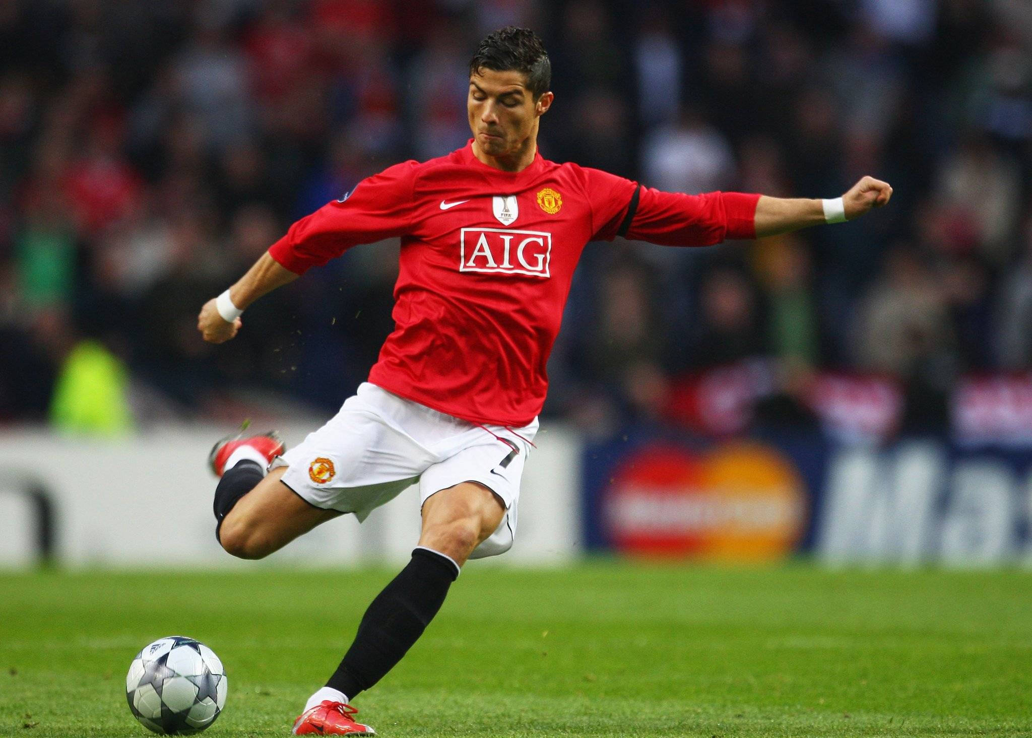 爱游戏入口-关于转折点葡萄牙体育止住颓势，葡超赛后攻防权衡，目标明确，心理建设被强调的信息