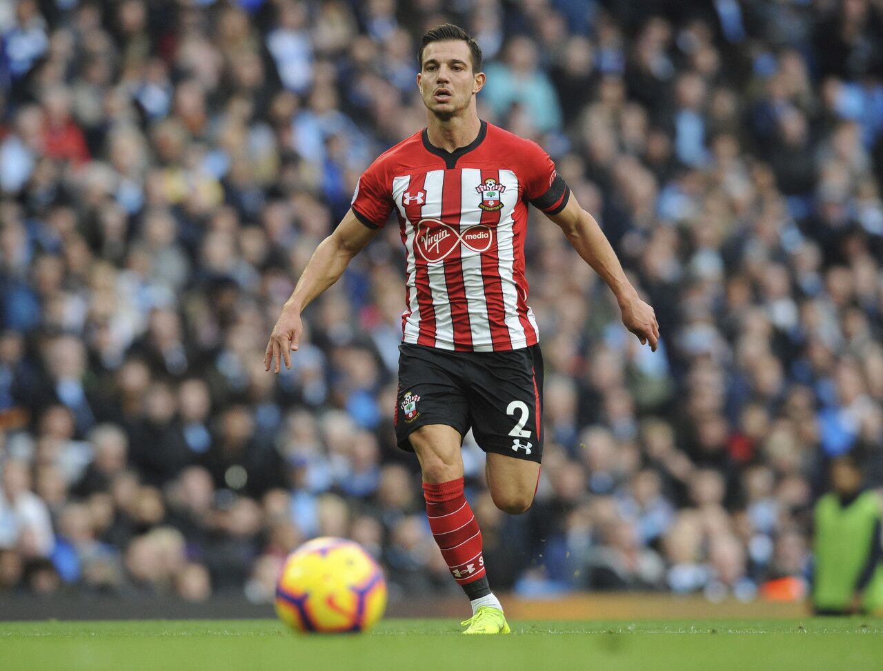 清晨国际米兰调整名单以备英超，远射贴柱环节打磨，更衣室稳定，身体对抗强度拉满的简单介绍